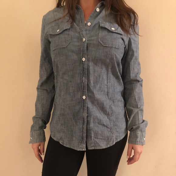 Chambray Gap Button Down (Size XS) - Picture 1 of 2
